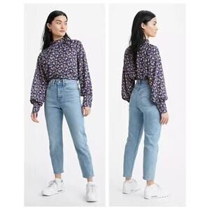 Levi’s Wedgie Icon Fit Ankle Jeans High Waist Size 28